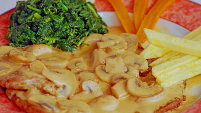Escalopes de Vitela c/ Cogumelos